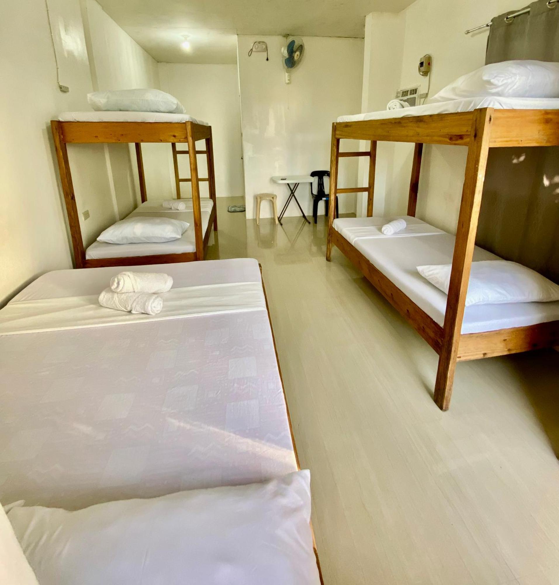 Reddot Guest House General Luna  Luaran gambar