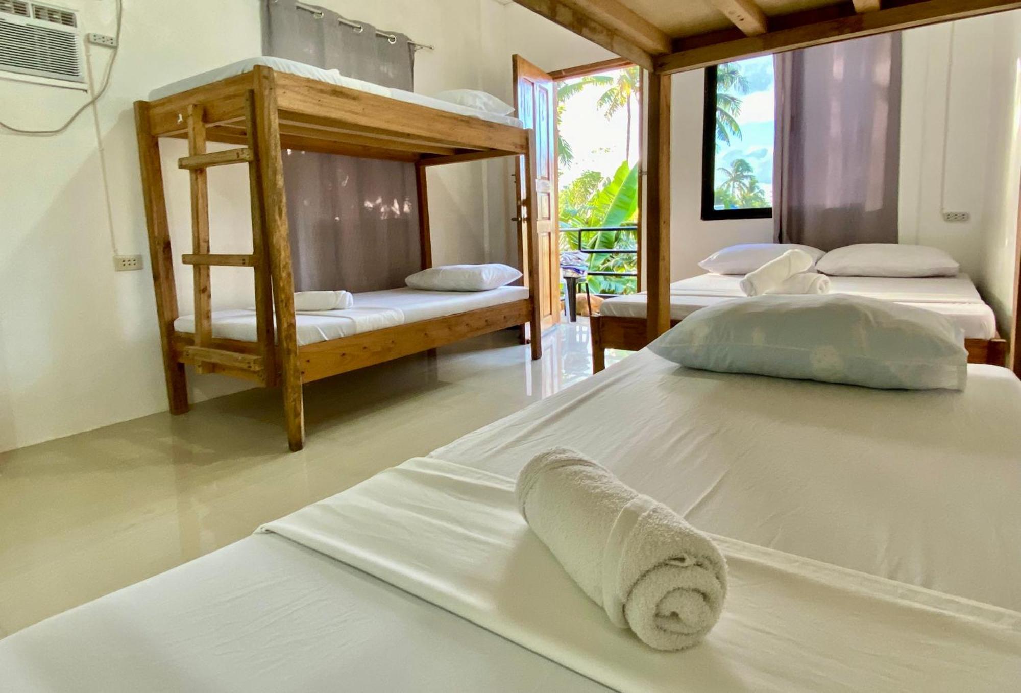 Reddot Guest House General Luna  Luaran gambar