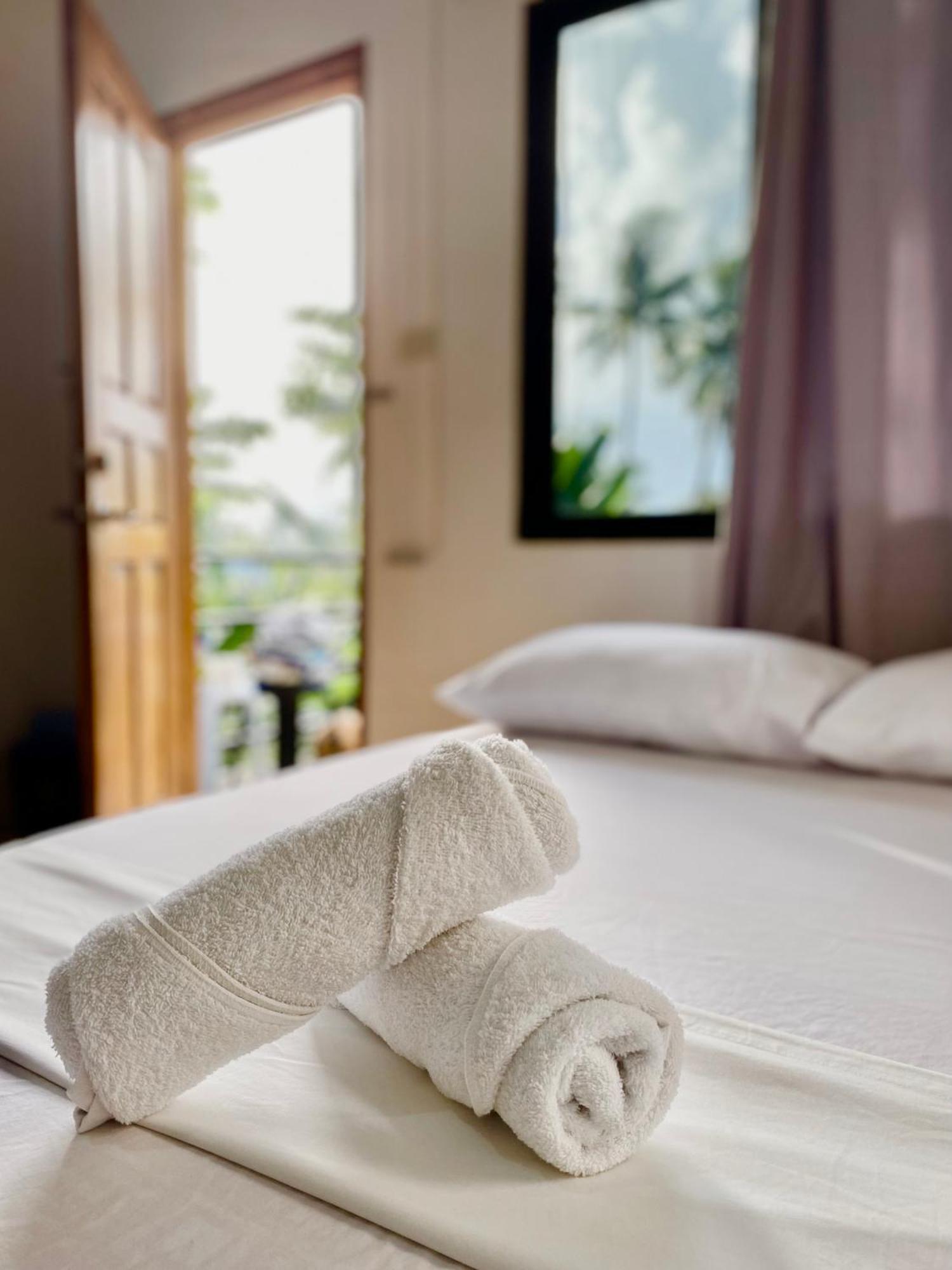 Reddot Guest House General Luna  Luaran gambar