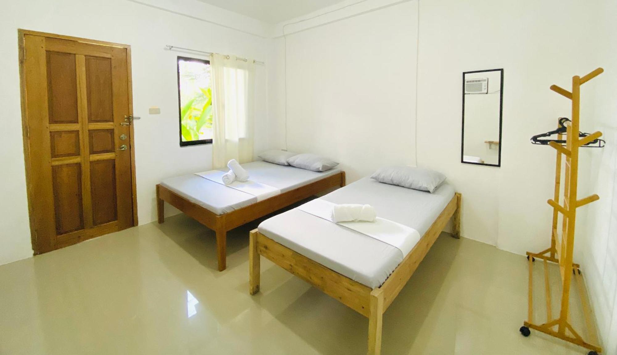 Reddot Guest House General Luna  Luaran gambar