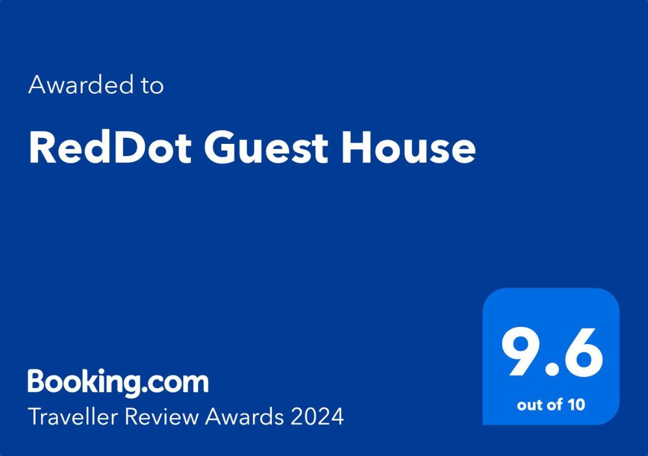 Reddot Guest House General Luna  Luaran gambar